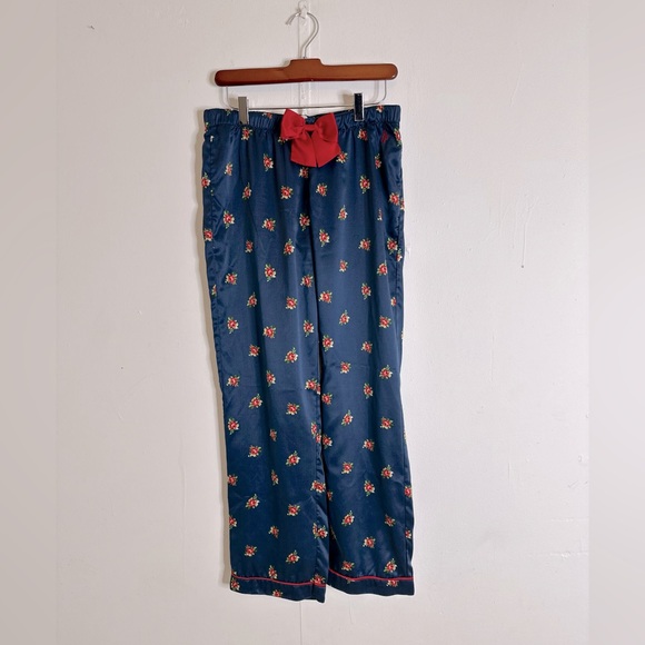 Abercrombie & Fitch Satin Pajama Bottoms Size Medium - Picture 1 of 5
